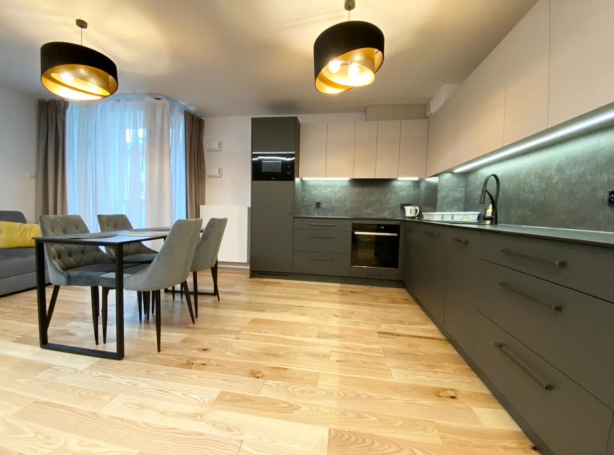 Vistula Avenue Apartment Free Parking, Swimming Pool, Sauna & Gym Krakow Exterior photo