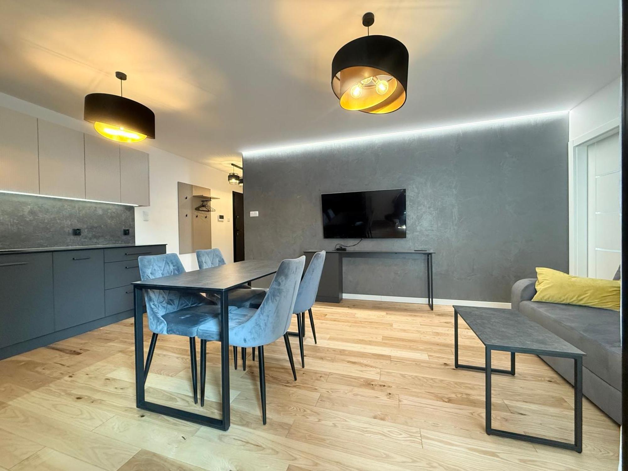 Vistula Avenue Apartment Free Parking, Swimming Pool, Sauna & Gym Krakow Exterior photo